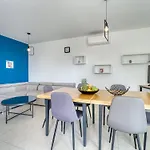 Dita-3 By Interhome * تْسْغيكفانِتْسا