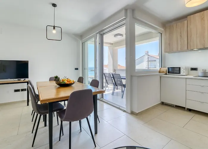 Apartment Dita-3 By Interhome *